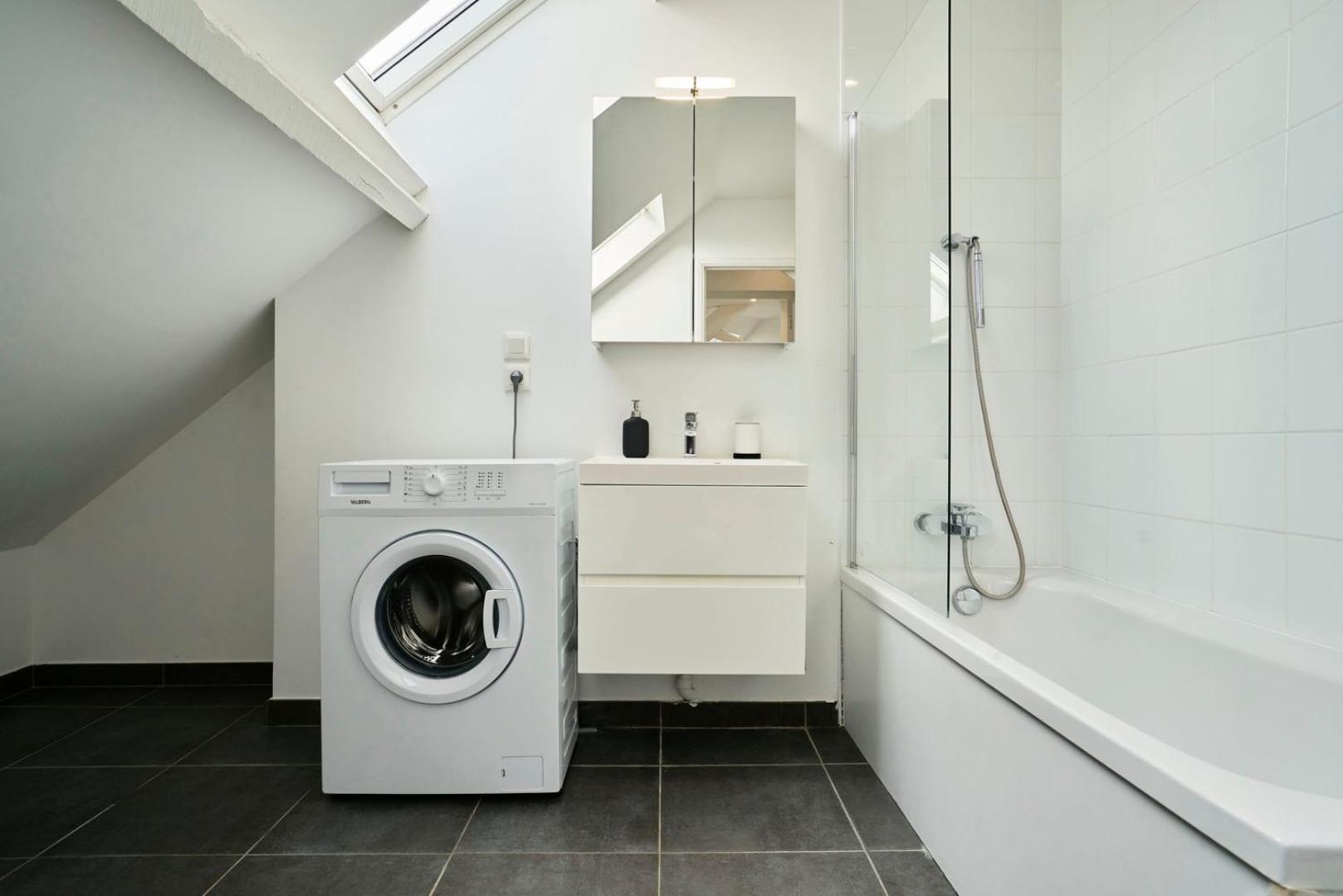 Duplex 2 Bedrooms 2 Bath Lille Eksteriør bilde