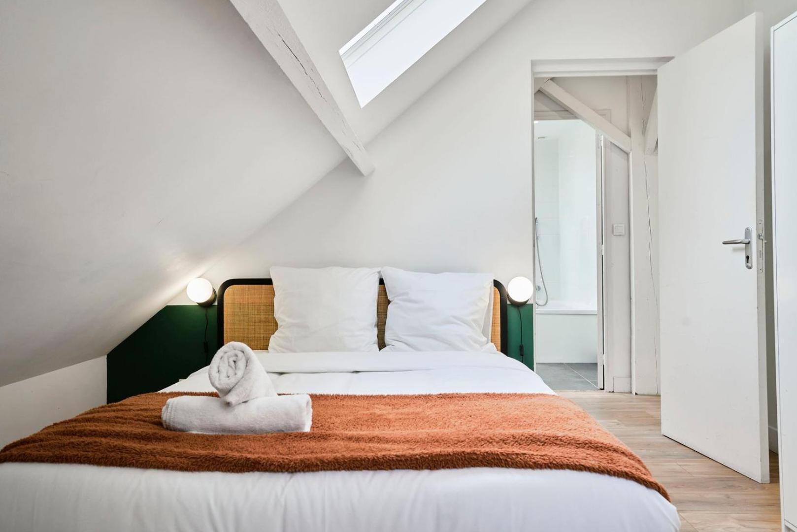 Duplex 2 Bedrooms 2 Bath Lille Eksteriør bilde